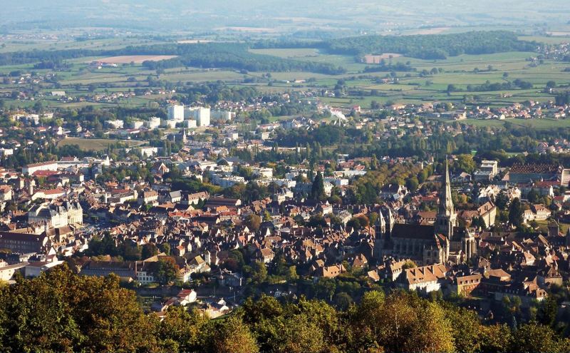 Vue d'Autun et de la cathédrale Saint-Lazare